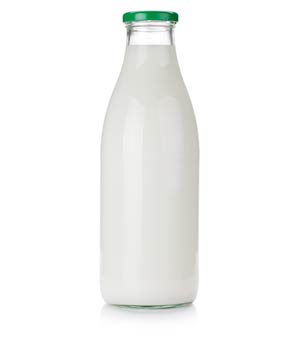 Milch in Mehrweg-Behälter