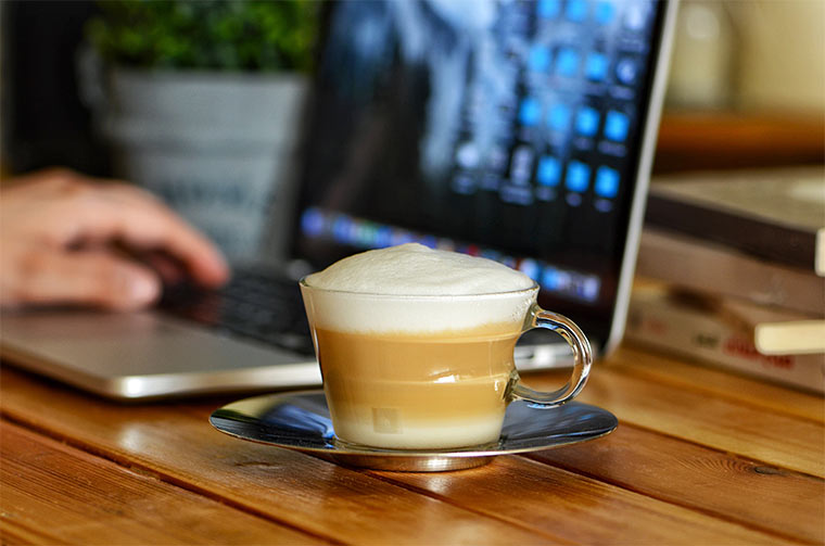 Kaffee am Arbeitsplatz: Wichtig, um auch mal abzuschalten