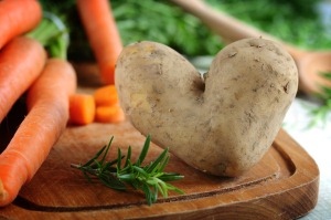 Kartoffel: Regional produziert ist das Grundnahrungsmittel nachhaltig und vielseitig.