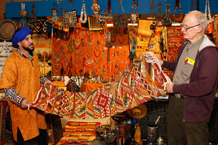 Faire Mode und orientalisches Kunsthandwerk auf der Bazaar Berlin-Messe