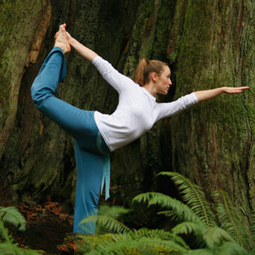 Wirkung von ätherischen Ölen und bewusstes Atmen beim Yoga