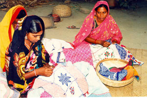 Überwiegend Frauen nutzen die Mikrokredite der Grameen-Bank. Davon sichern sie die Lebensgrundlage ihrer Familien.
