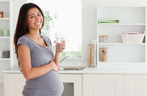 Alkohol in der Schwangerschaft -  Gefahr fürs Kind