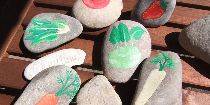 Steine bemalen: Kreative Deko für den Sommergarten