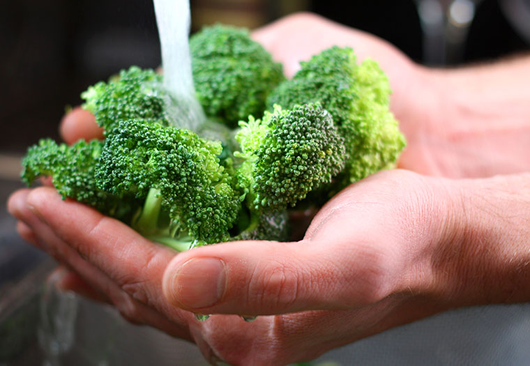 Brokkoli ist wirksam gegen Krebs.