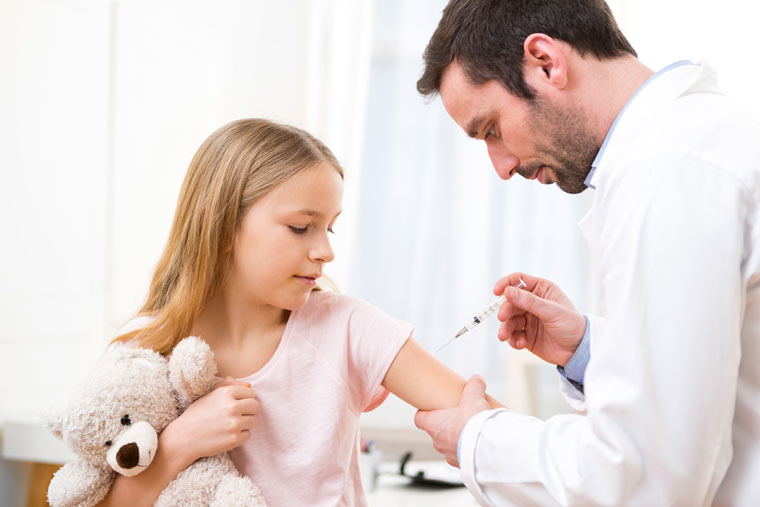 Grippe, Masern, Röteln & Co.: Sind Impfungen für mein Kind gefährlich?