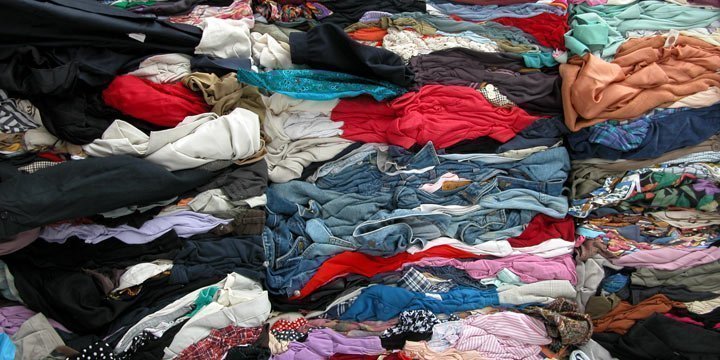 Alte Kleidung recyceln: Klamotten sinnvoll wiederverwenden