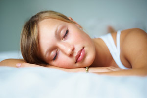 Beim Einschlafen kann der Geruch von frischem Hopfen helfen.